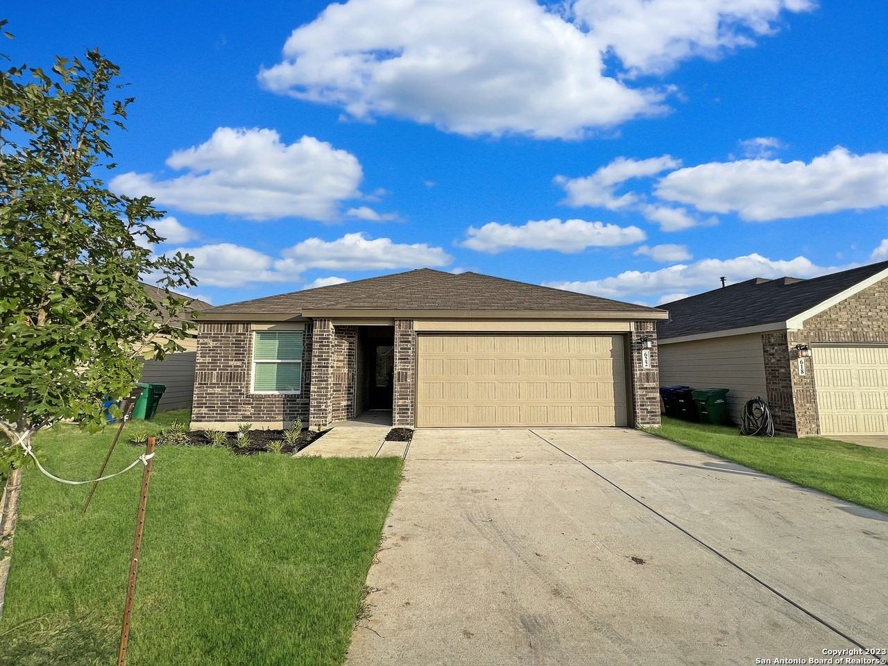 622 Bean Bnd - Photo 2 of 25