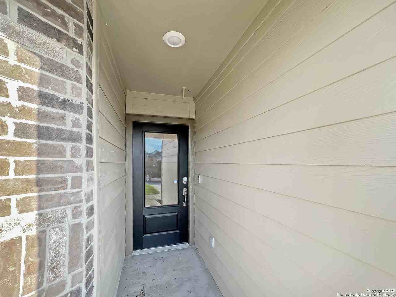 622 Bean Bnd - Photo 4 of 25