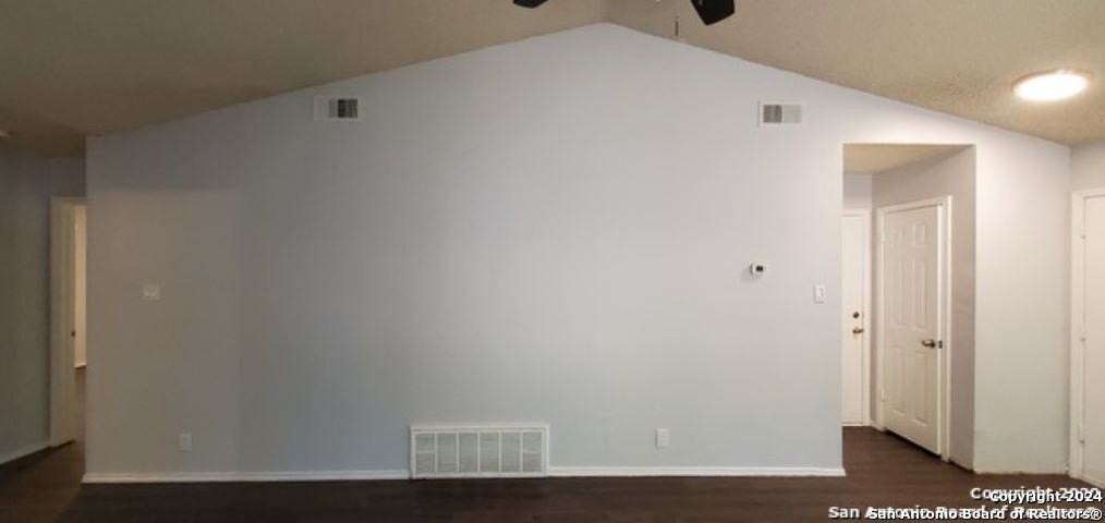 5236 Meadow Rise St - Photo 3 of 25