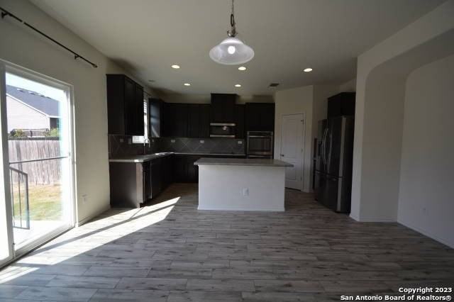 121 Landmark Haven - Photo 4 of 39