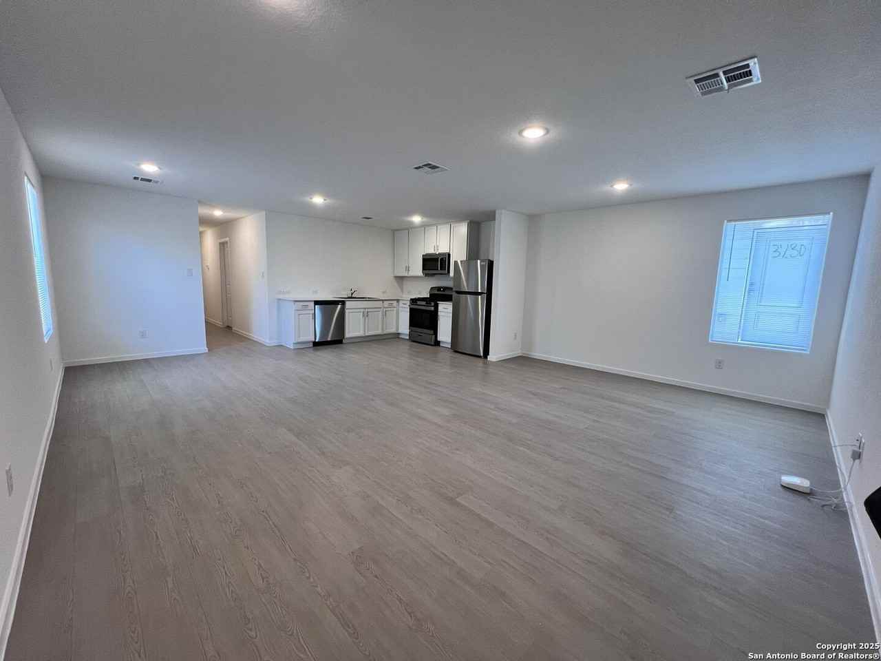 3726 Glade Crk - Photo 3 of 22