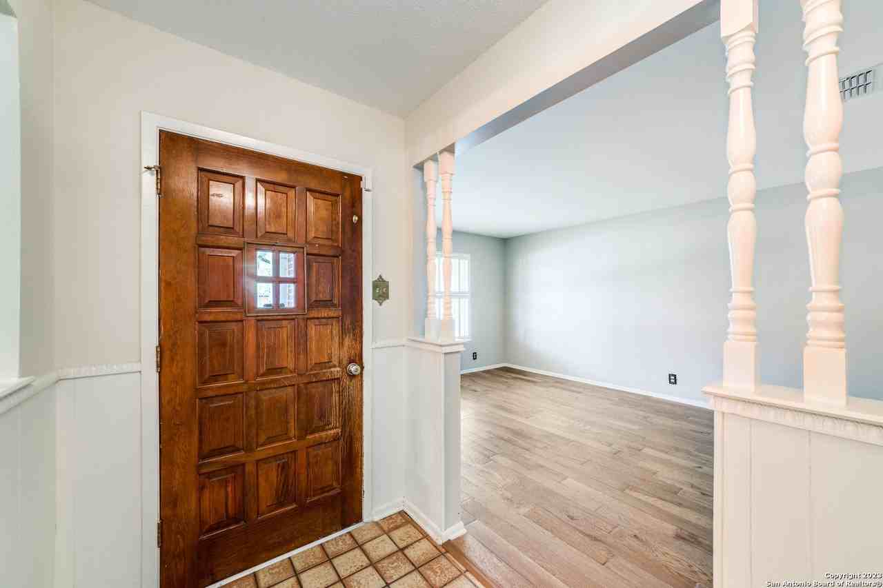 3403 Prince George Dr - Photo 2 of 12