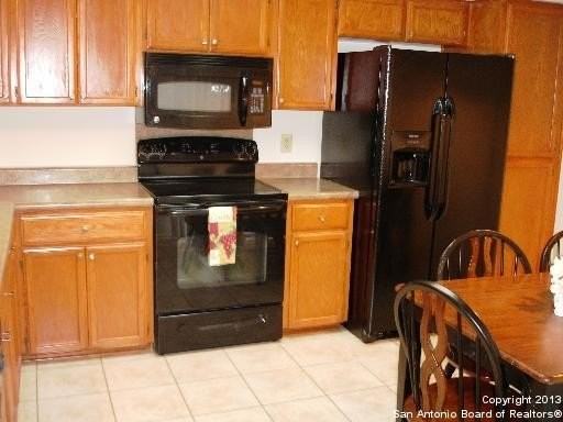 14325 Indian Woods - Photo 7 of 23