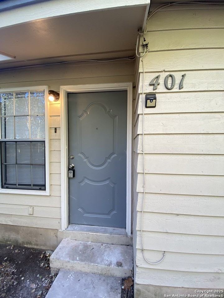 844 East Sunshine Drive #401 - Photo 2 of 14