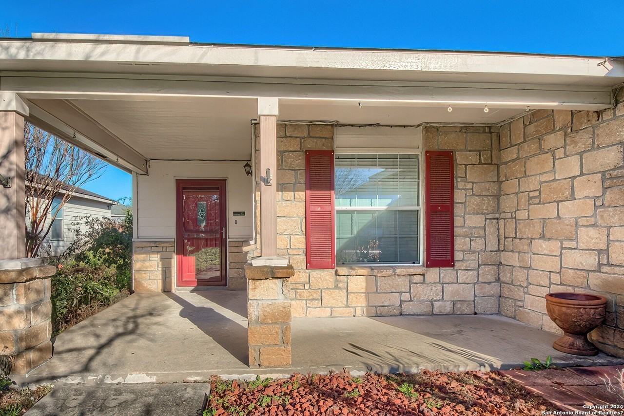 332 Willow Vw - Photo 2 of 26