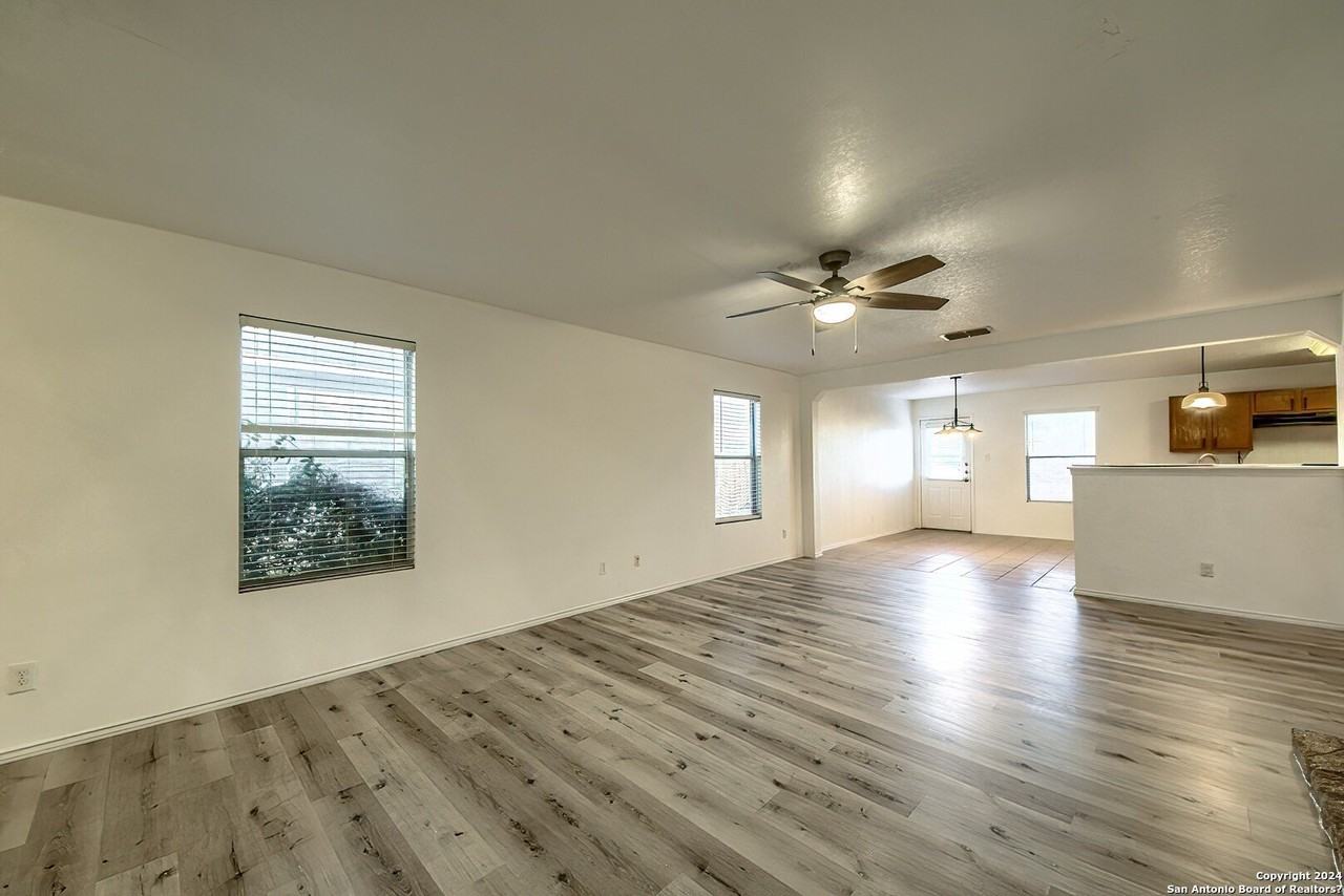 332 Willow Vw - Photo 6 of 26