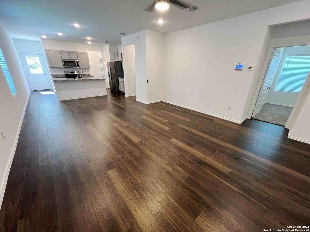 4422 Chandler Rd Apt 4 #4 - Photo 5 of 31