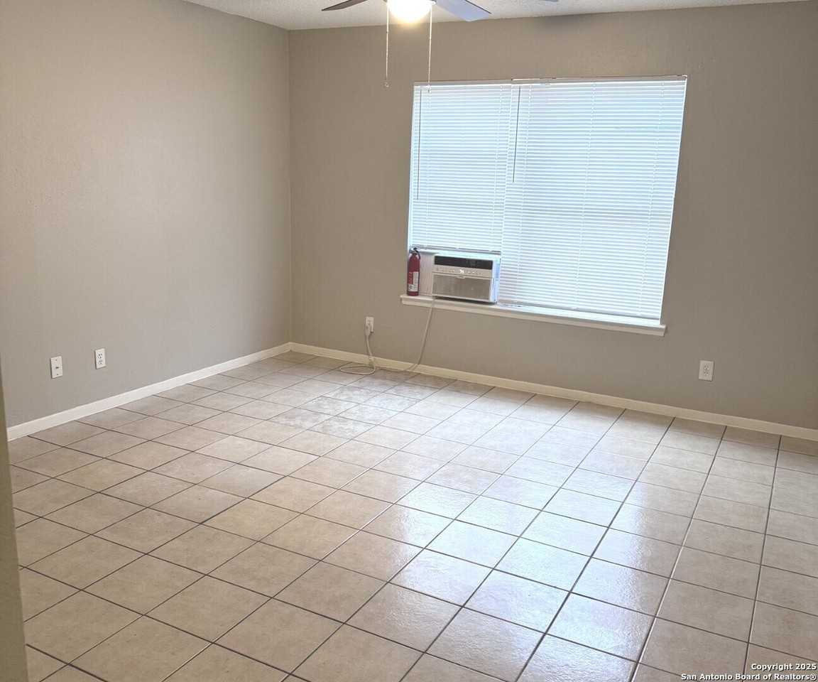 2018 Anchor Drive #B - Photo 7 of 14