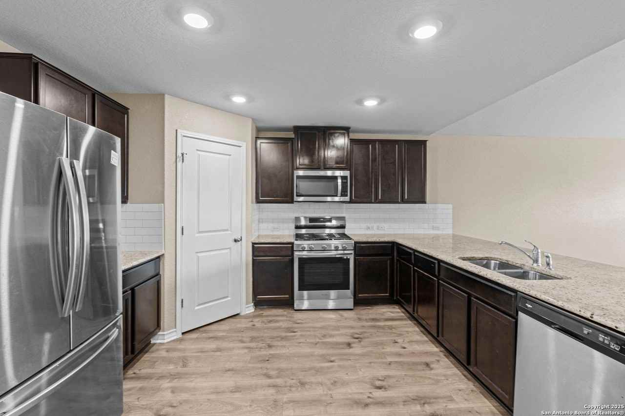 13306 Needle Grass - Photo 6 of 27