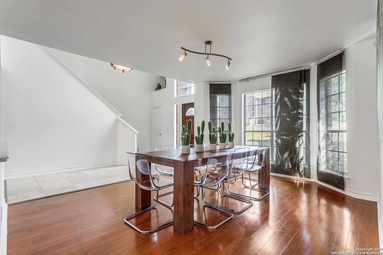 25011 Earthstone Drive - Photo 5 of 28