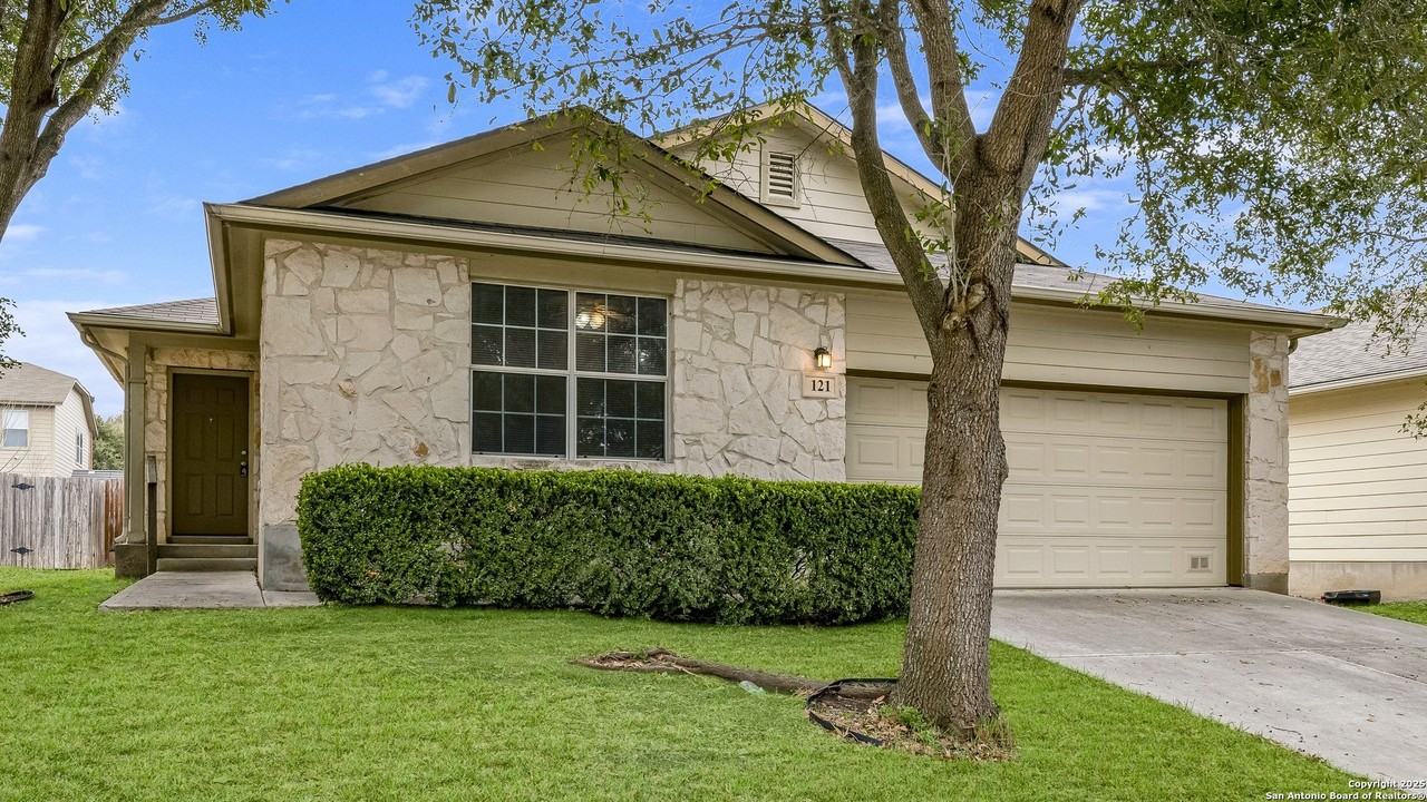 121 Anvil Pl - Photo 3 of 27