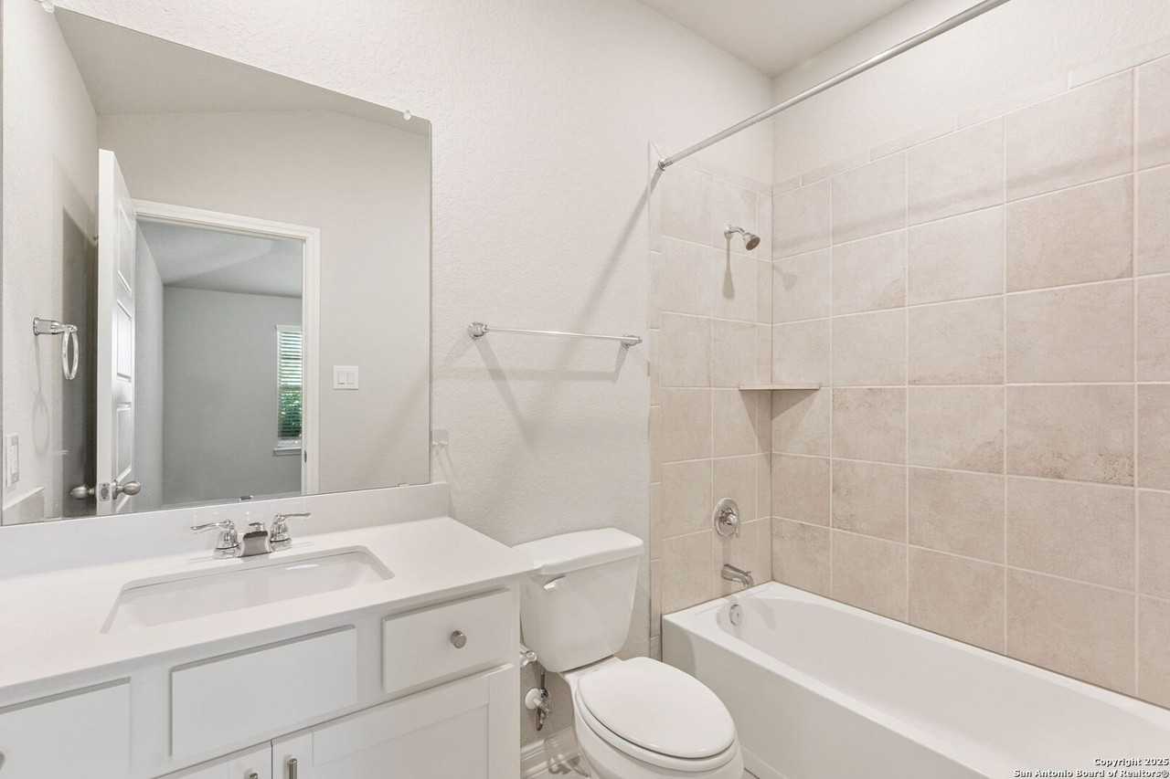 25819 Posey Dr - Photo 7 of 28