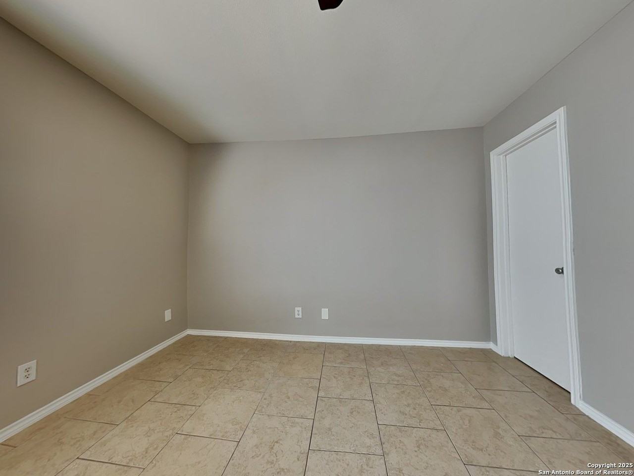 8147 Steep Vly - Photo 7 of 16