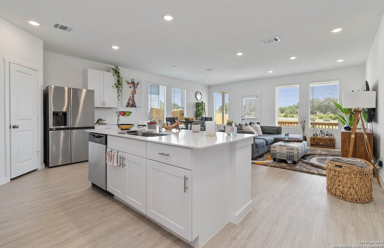 5708 Basil Chase - Photo 3 of 24