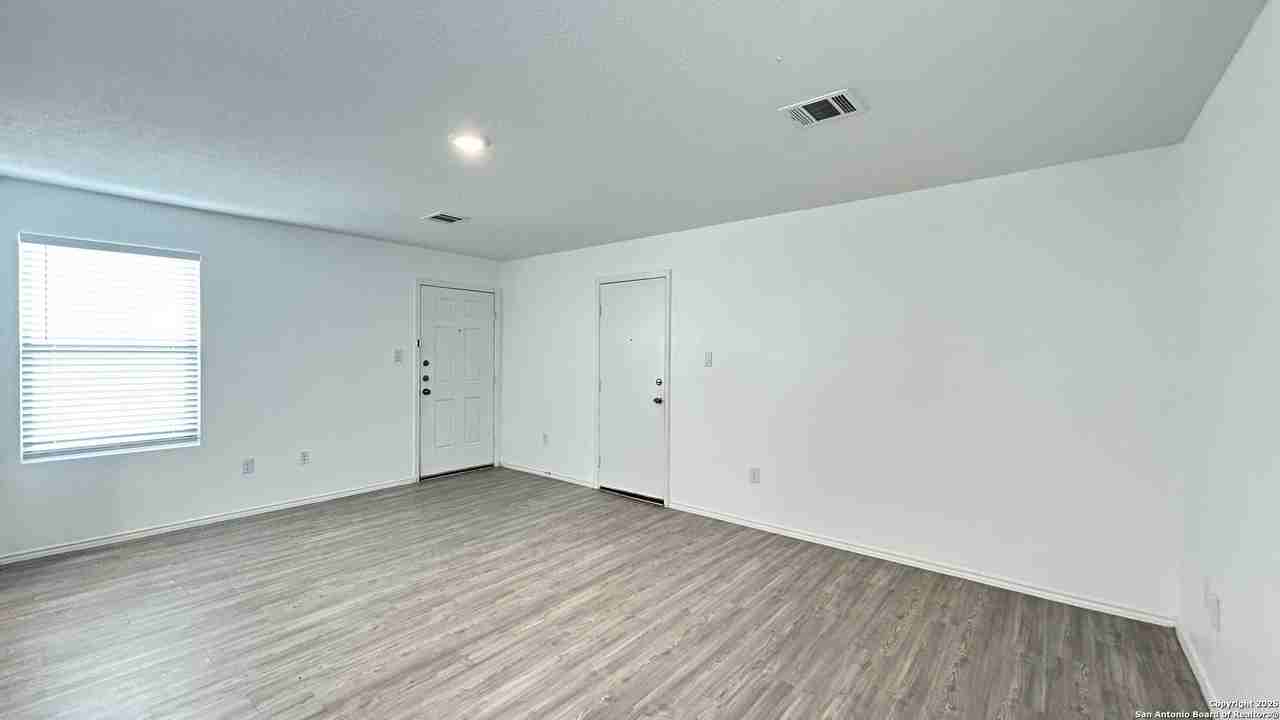 8155 Nube Medina - Photo 4 of 23