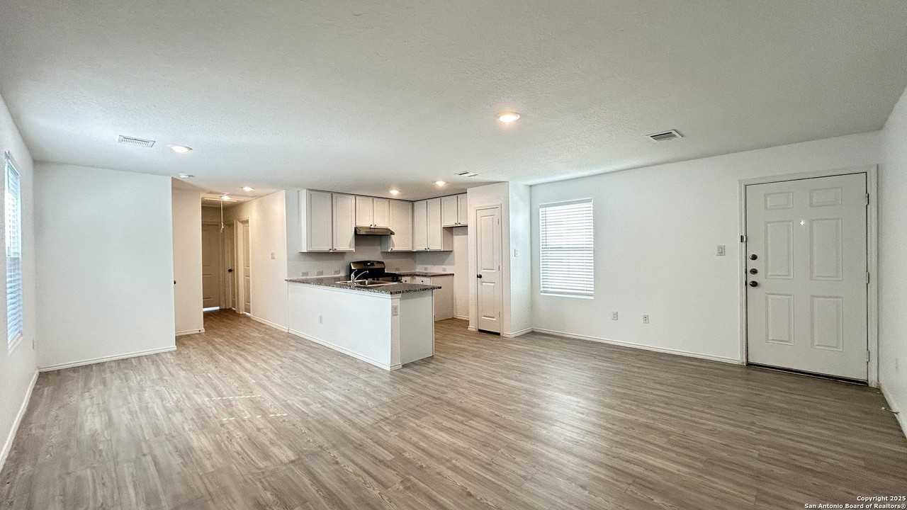 8155 Nube Medina - Photo 5 of 23