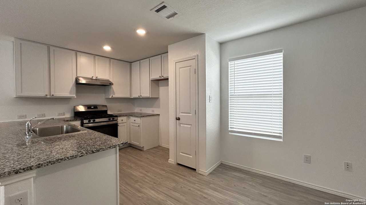 8155 Nube Medina - Photo 6 of 23