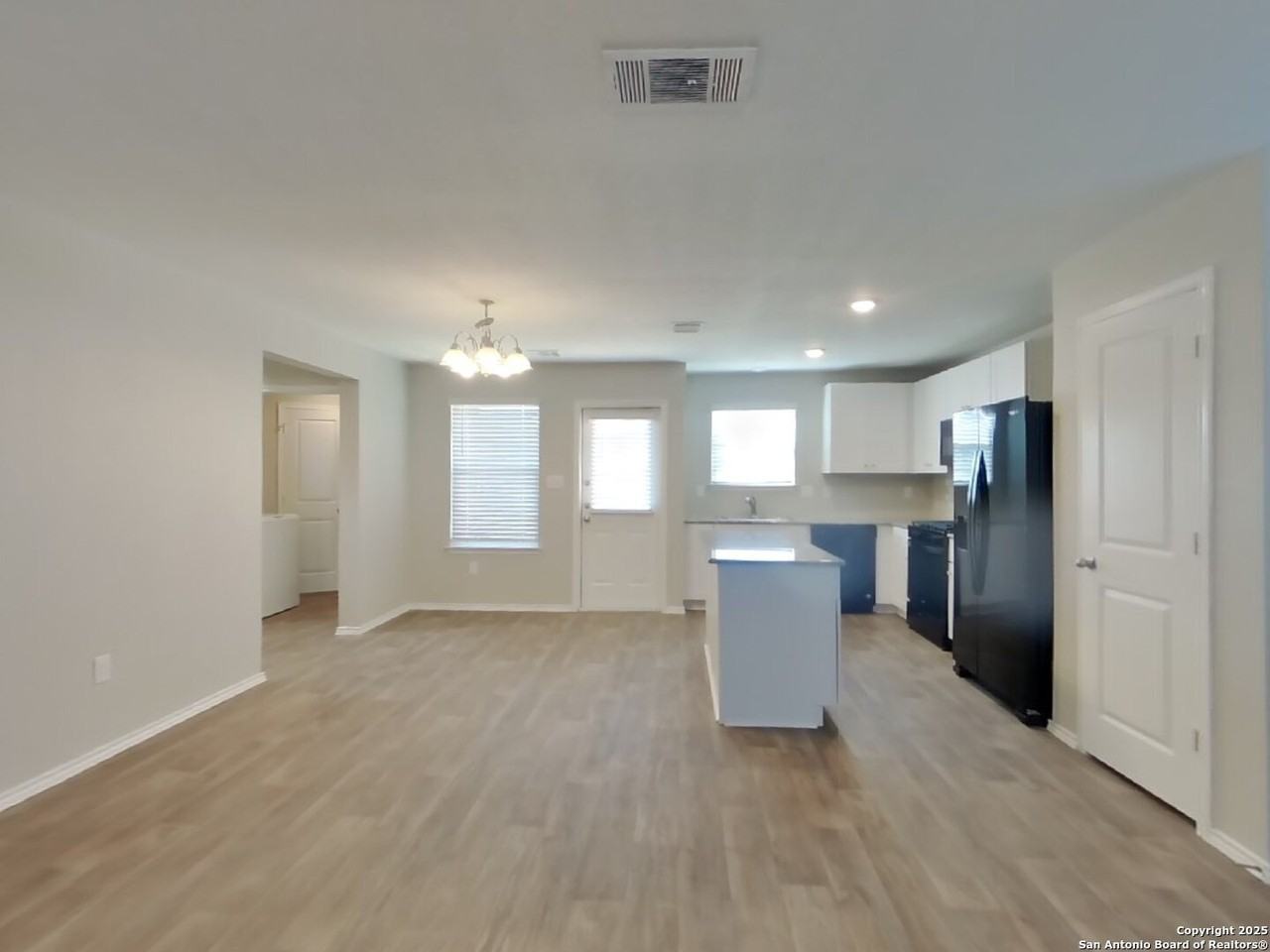 3423 Stoney Byu - Photo 3 of 15