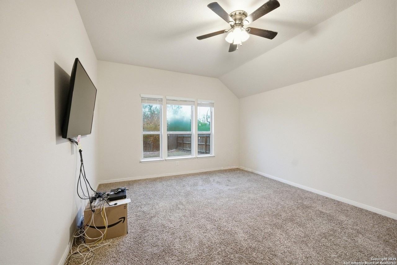 8822 Palmetto Park - Photo 6 of 15