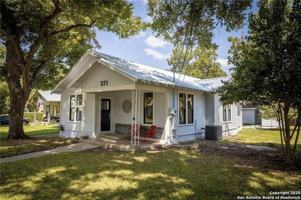 featured image of 271 Willow Avenue