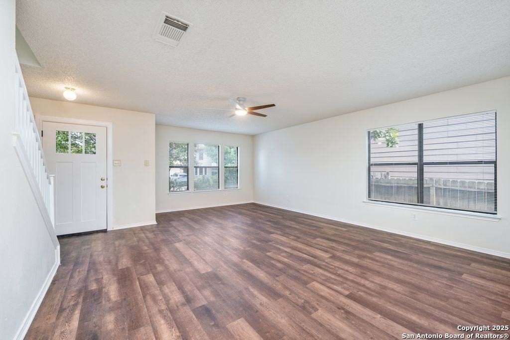 6322 Donely Pl - Photo 3 of 22