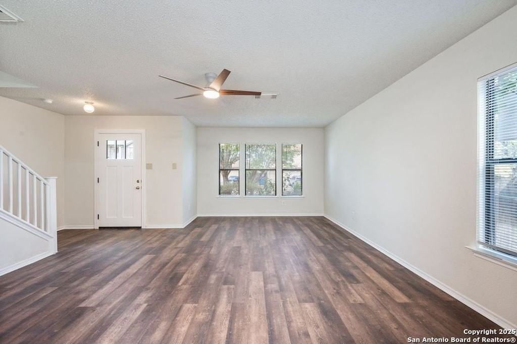 6322 Donely Pl - Photo 5 of 22