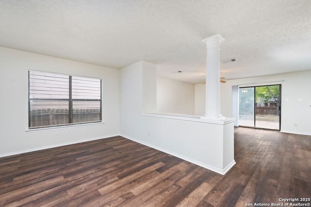 6322 Donely Pl - Photo 6 of 22