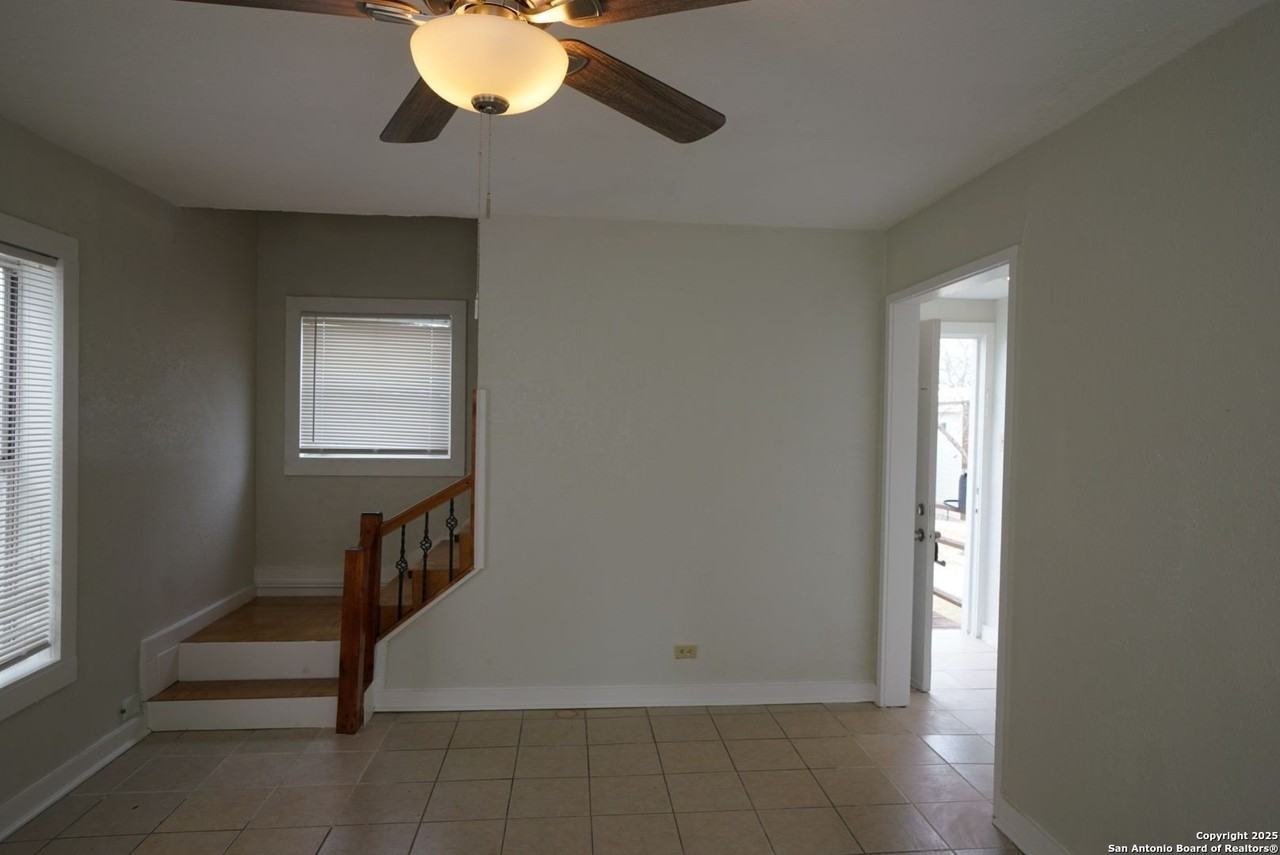 424 Natalen Street - Photo 3 of 25