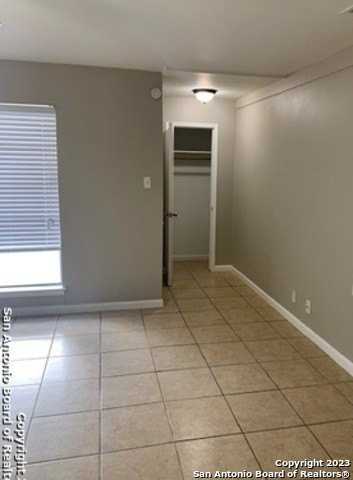 9815 Conbes Dr - Photo 2 of 8