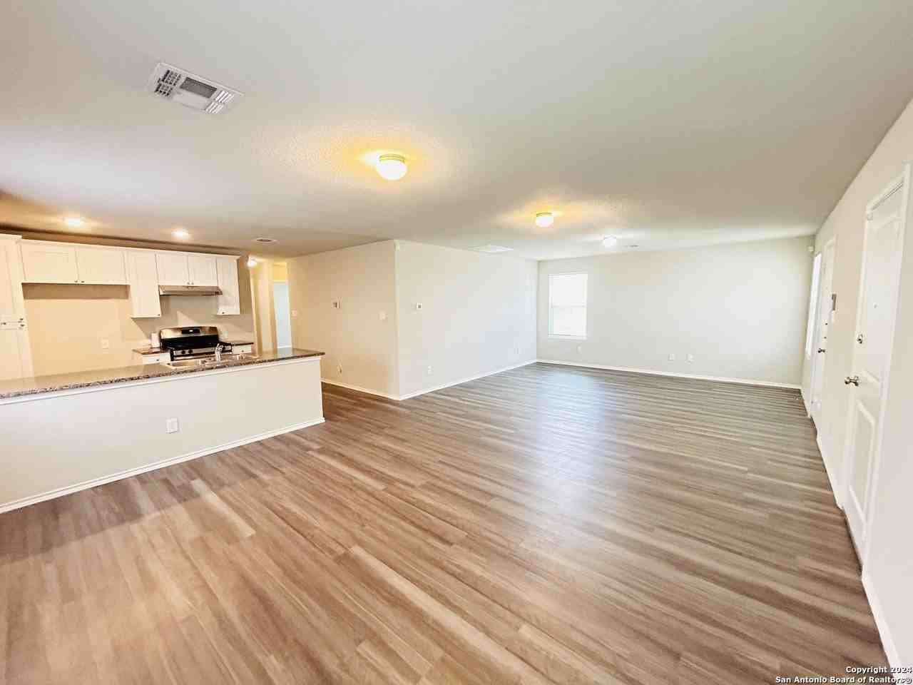 5307 Y Bar Smt - Photo 4 of 17