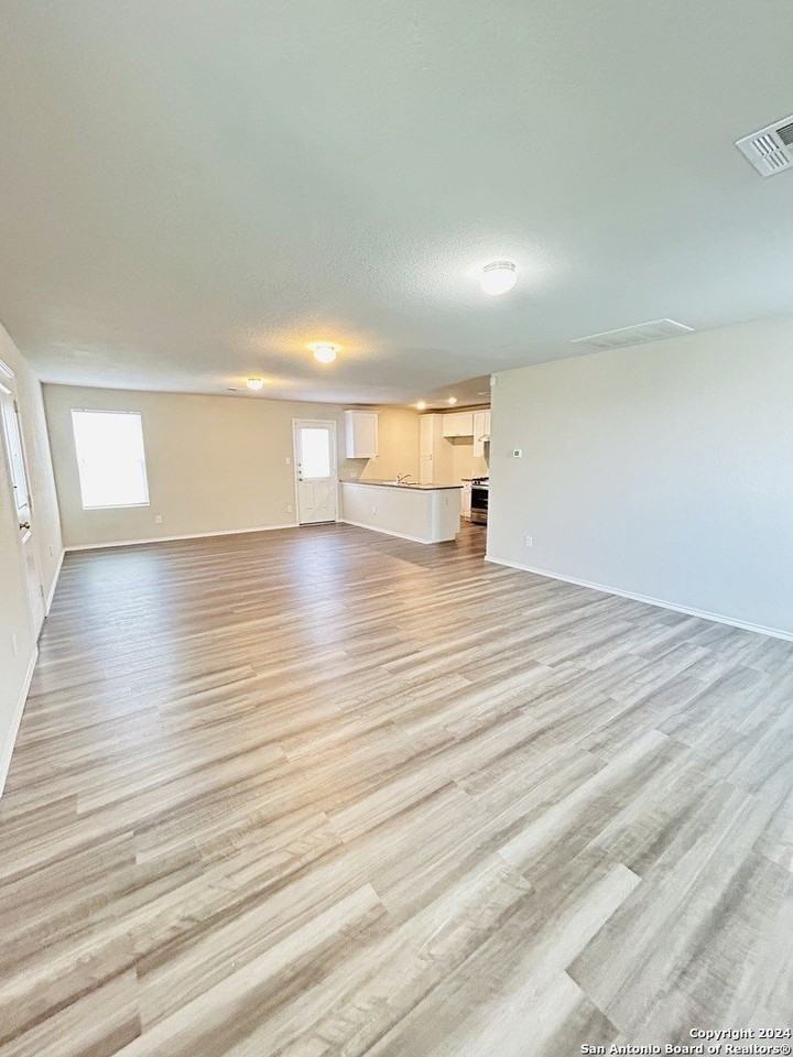 5307 Y Bar Smt - Photo 5 of 17