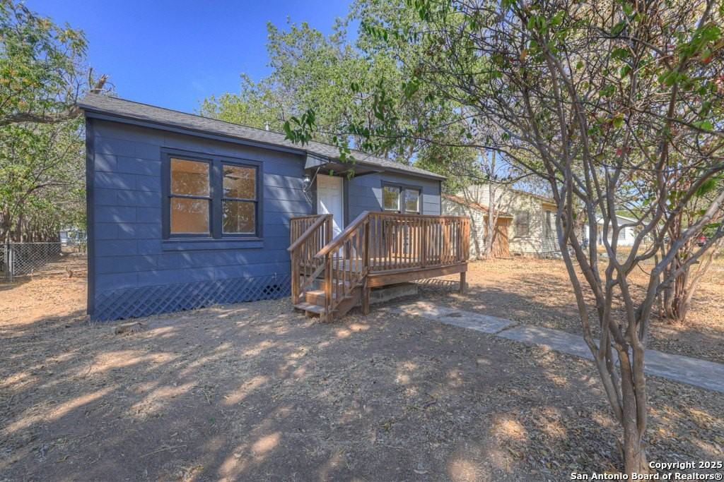 511 Wright Avenue - Photo 2 of 29