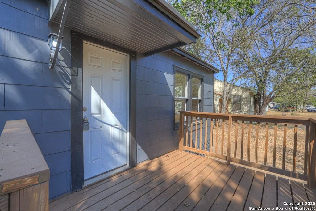 511 Wright Avenue - Photo 5 of 29