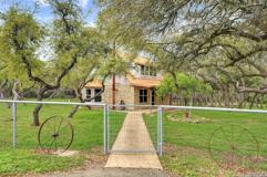 100 Cherokee Lane - Photo 1 of 1