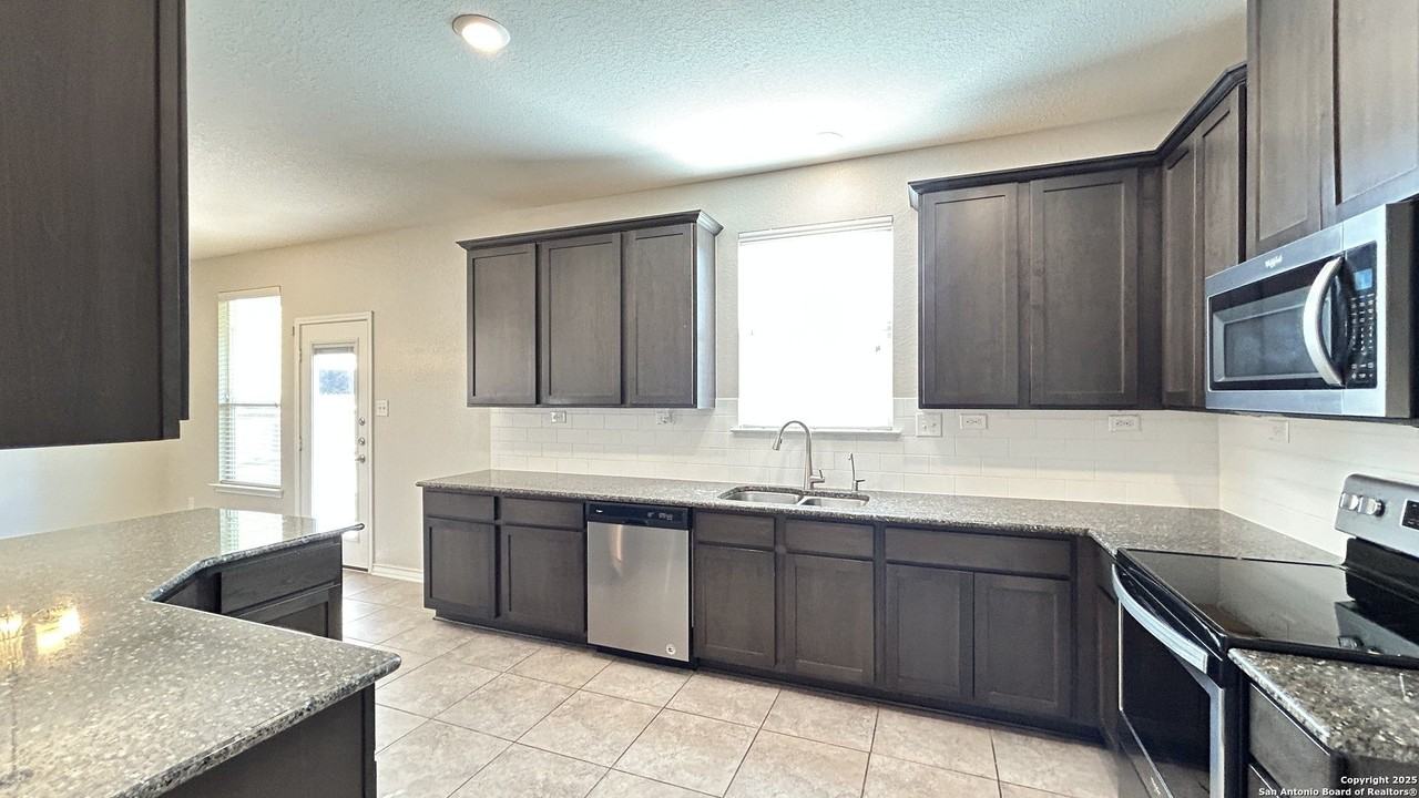 11322 Forefront - Photo 6 of 21