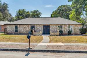 featured image of 13739 Wood Lane