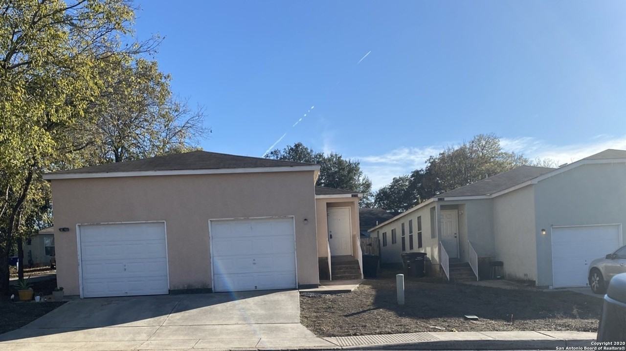 11220 Center Point - Photo 2 of 15