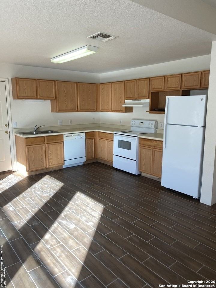 11220 Center Point - Photo 7 of 15