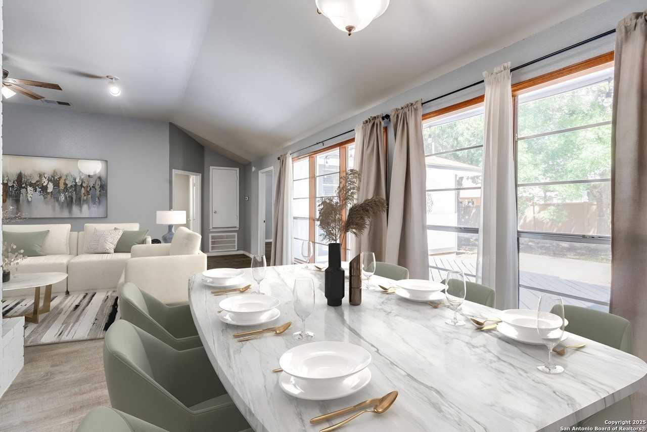 8009 Forest Ash - Photo 6 of 33