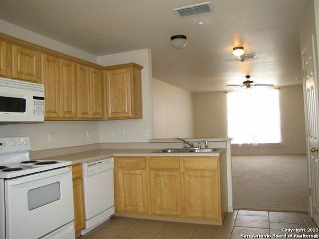 3126 Douglas Fir Dr - Photo 5 of 20