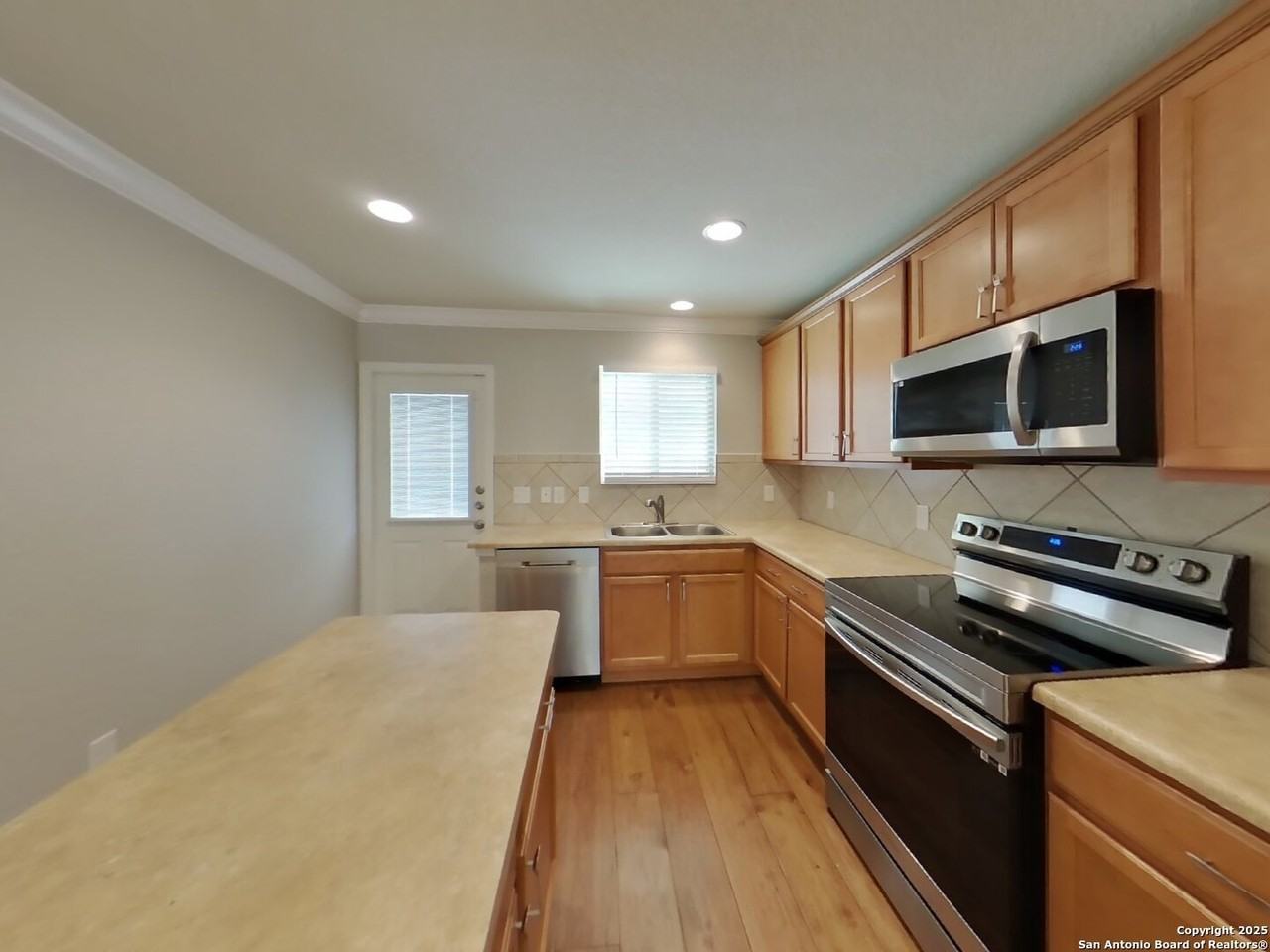 8822 Preserve Trl - Photo 5 of 16