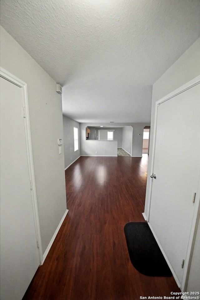 3615 Longhorn Creek - Photo 7 of 42