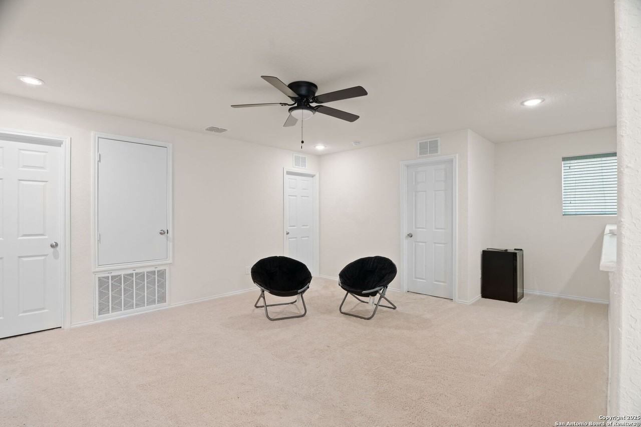 13734 Crossbow Ridge - Photo 6 of 16