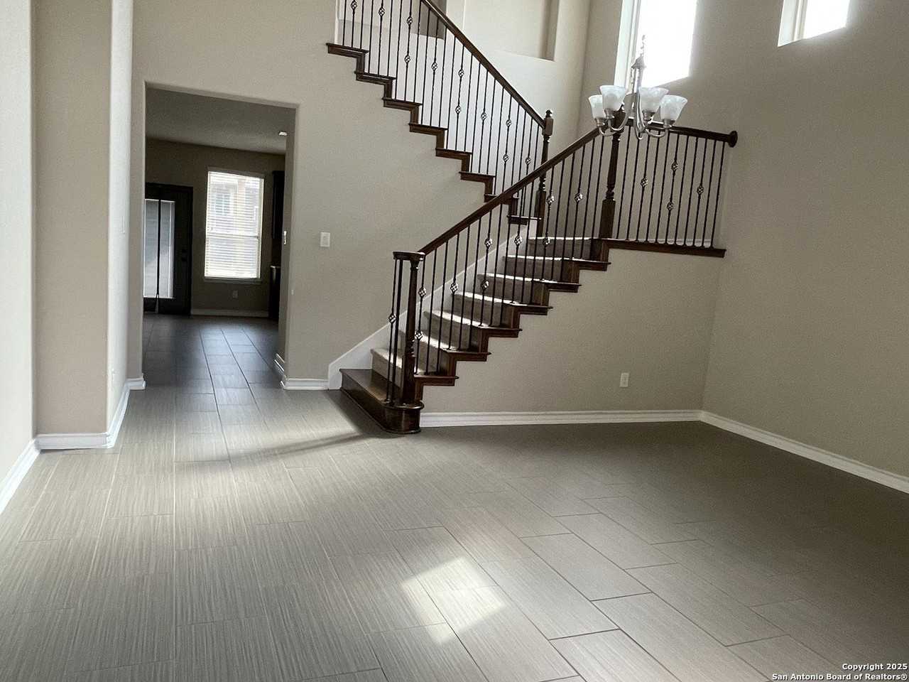 1442 Rock Dove Road - Photo 3 of 20