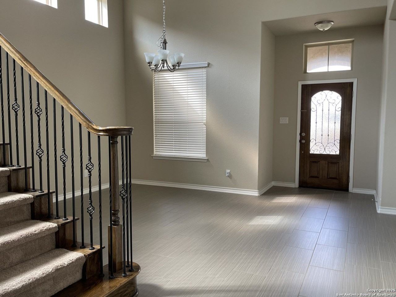 1442 Rock Dove Road - Photo 4 of 20