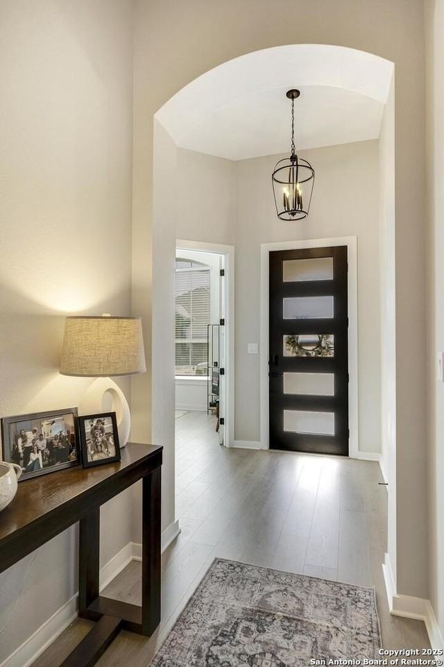 5725 Heron Drive - Photo 4 of 31