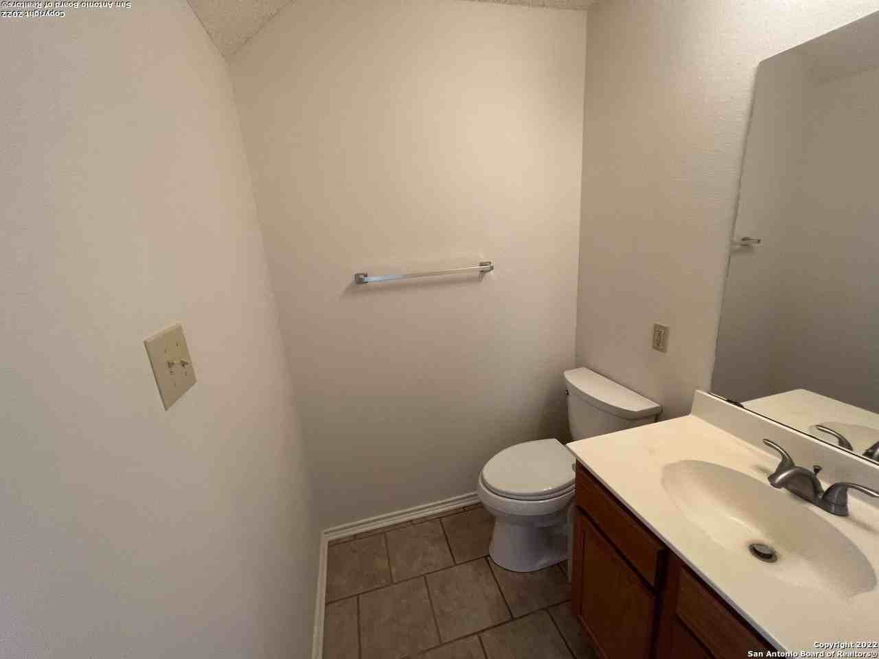 2111 Domal Ln - Photo 6 of 30