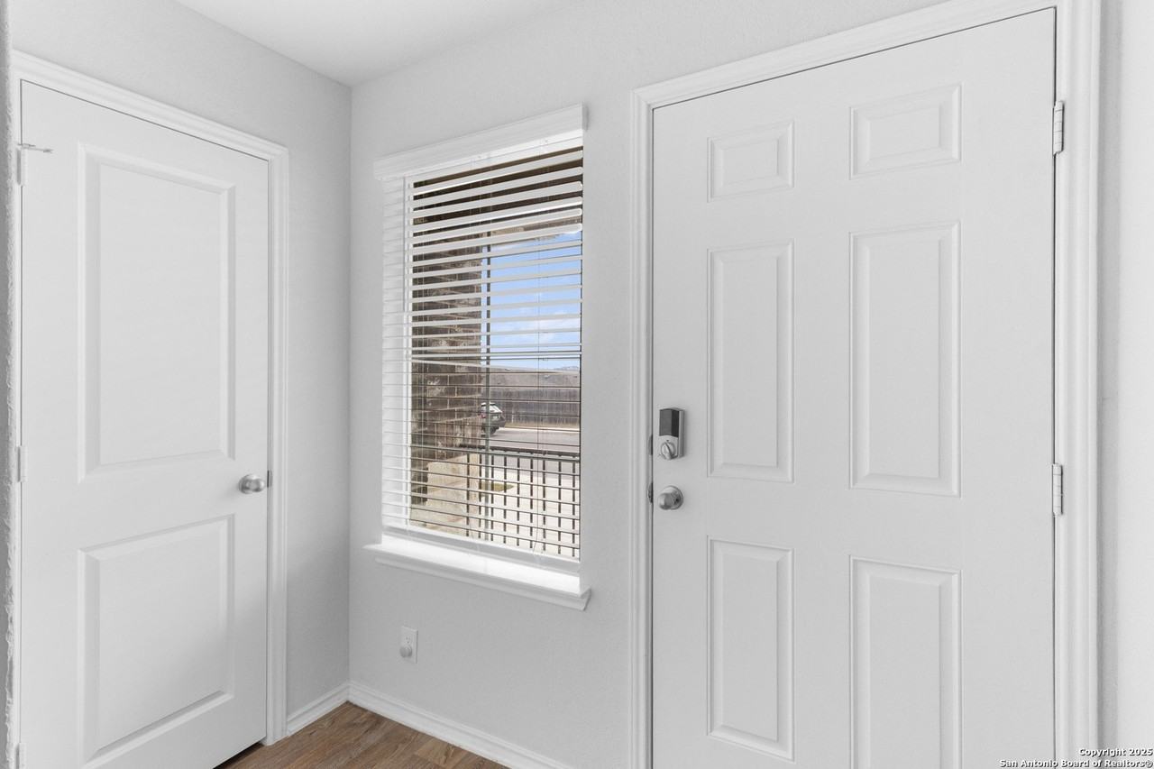 6610 Greensleeves - Photo 4 of 25