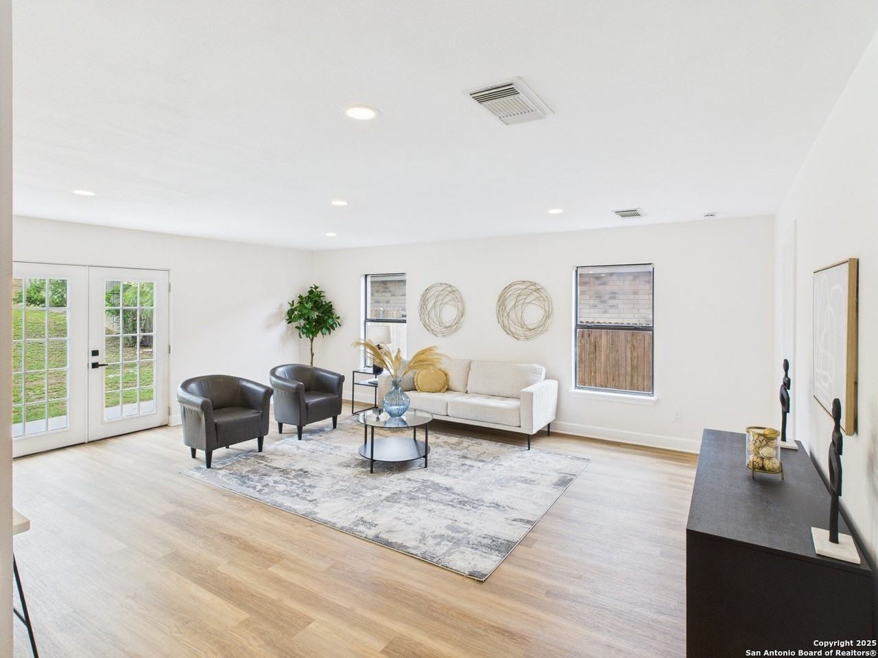 4933 Corian Well Dr - Photo 6 of 26