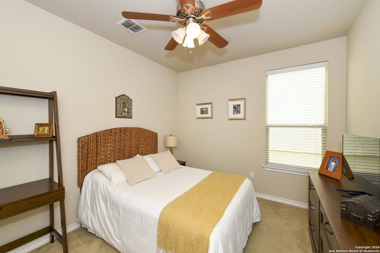 4010 Calle De Corbe - Photo 6 of 33